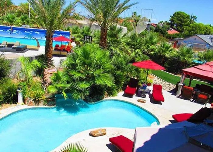 The Paradise Estate And Bungalow