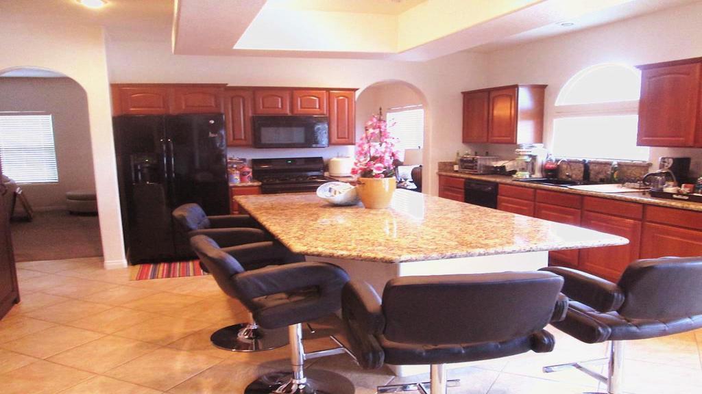 The Paradise Estate And Bungalow