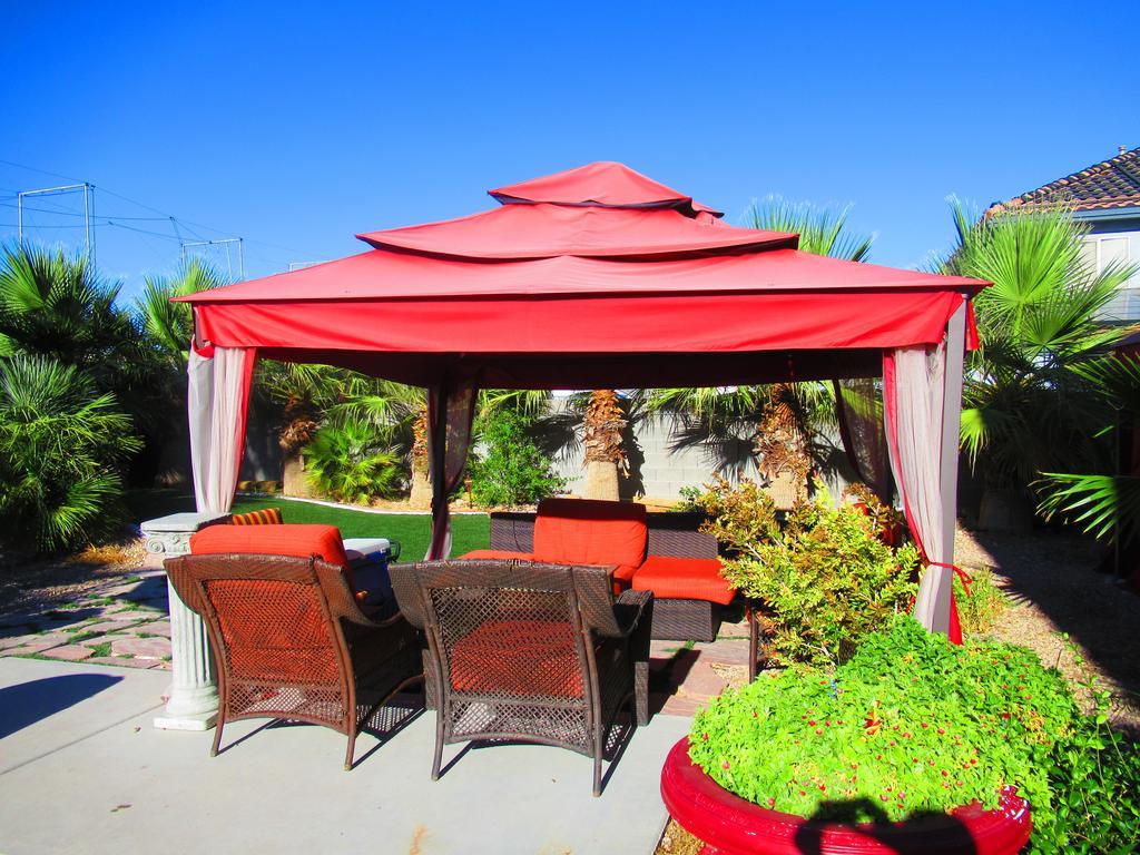 The Paradise Estate And Bungalow Las Vegas